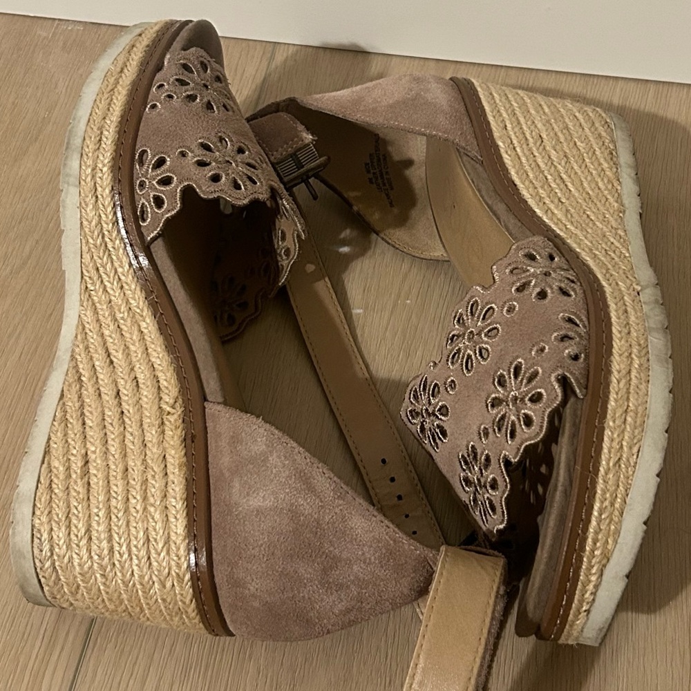 Nicole Miller Tan Espadrille Sandals